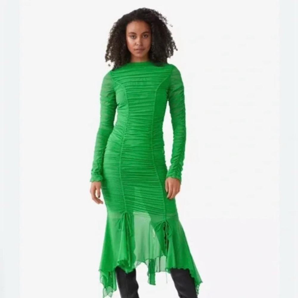 & Other Stories Fun Green Ruched Dress